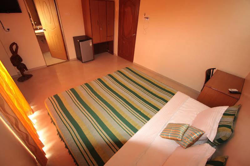 Spot On 39618 El Paso Hotell Arambol Exteriör bild